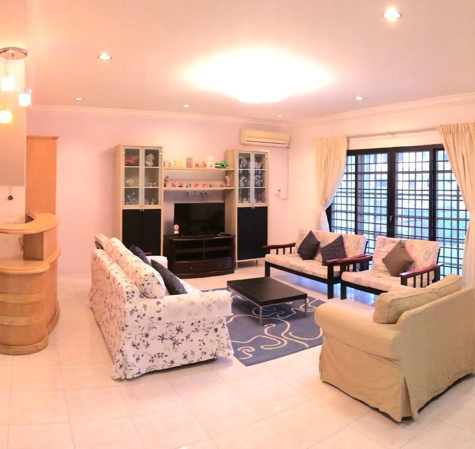 Golden Swan Sibu Homestay ภายนอก รูปภาพ